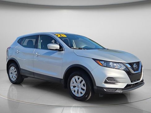 Used 2020 Nissan Rogue Sport S FWD image 8