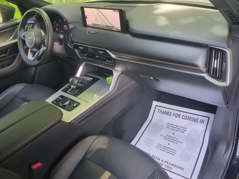 Certified 2025 MAZDA CX-90 Plug-In Hybrid w/ Premium Plus AWD/4WD image 30