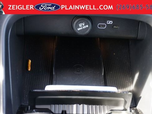 Used 2023 Volvo C40 P8 Recharge Ultimate AWD/4WD image 25