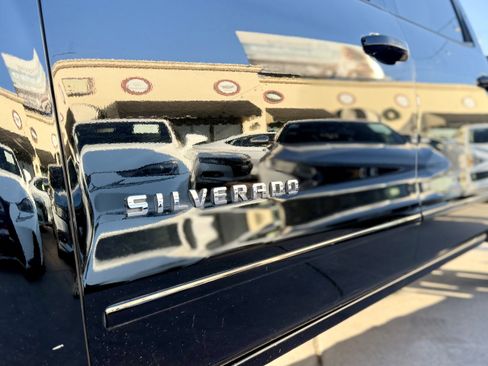 Used 2016 Chevrolet Silverado 1500 LT w/ All Star Edition RWD image 12