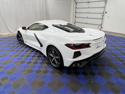 Used 2022 Chevrolet Corvette Stingray Premium Cpe w/ Engine Appearance Package image 15