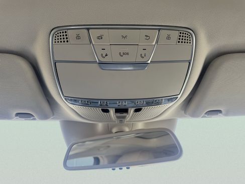 Used 2015 Mercedes-Benz S 550 Sedan w/ Premium 1 Package image 57