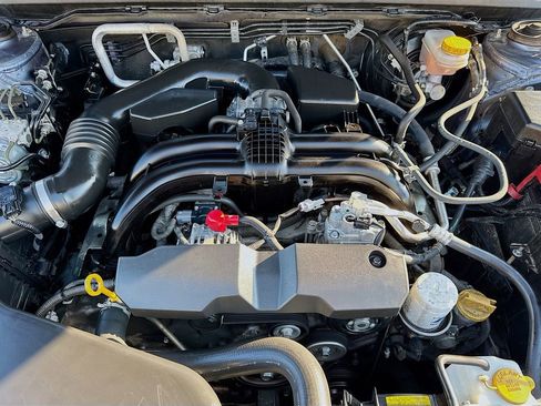 Used 2017 Subaru Outback 2.5i Limited image 41