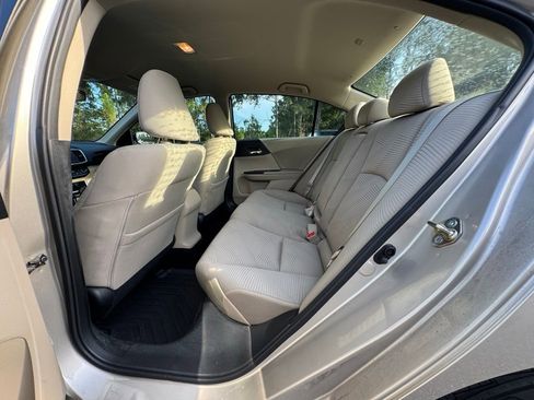 Used 2016 Honda Accord LX image 15