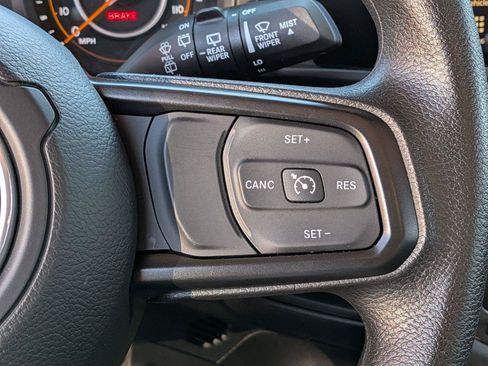 Used 2025 Jeep Wrangler Unlimited Sport AWD/4WD image 20