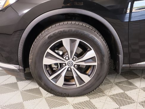 Used 2019 Nissan Murano S FWD image 17