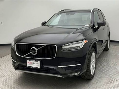 Used 2018 Volvo XC90 T6 Momentum w/ Convenience Package image 7