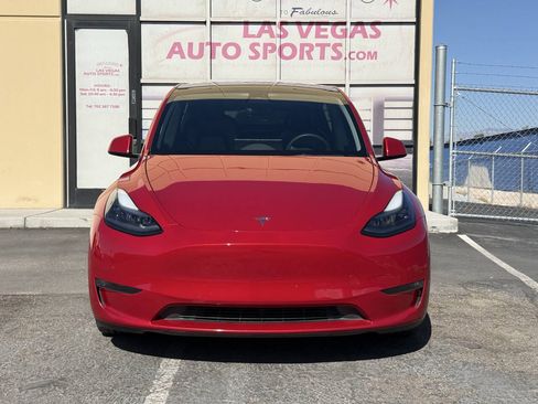 Used 2022 Tesla Model Y Performance AWD/4WD image 3