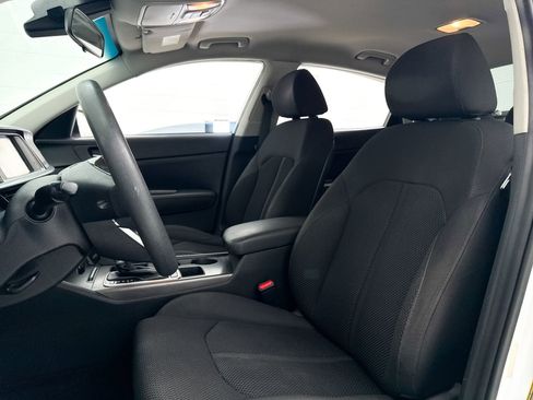 Used 2019 Kia Optima LX FWD image 17