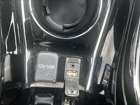 Used 2017 Toyota Prius Four FWD image 34