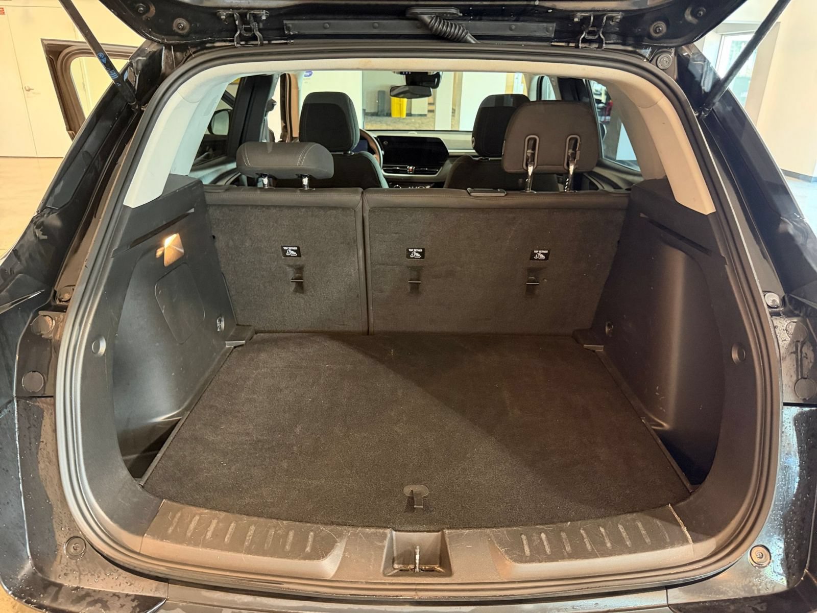 Used 2025 Chevrolet TrailBlazer LT FWD image 29