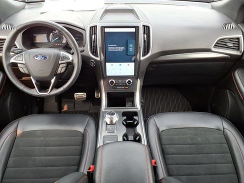 Certified 2024 Ford Edge ST-Line AWD/4WD image 10