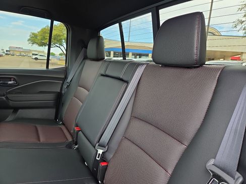 New 2026 Honda Ridgeline Black Edition image 6