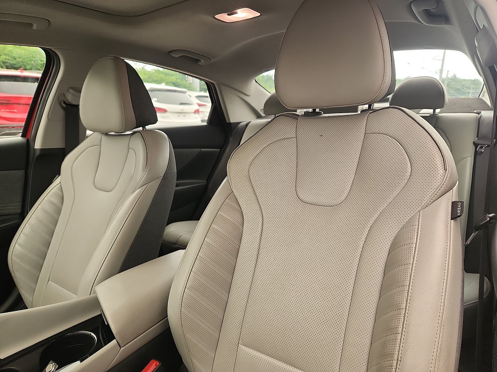 Certified 2023 Hyundai Elantra Limited w/ Cargo Package FWD image 22