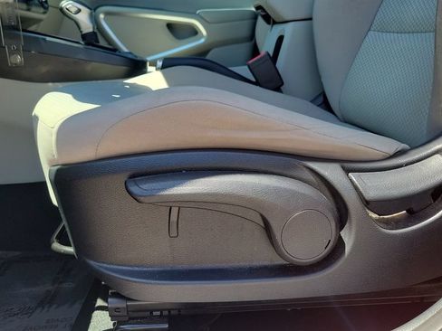 Used 2022 Kia Soul LX w/ Technology Package FWD image 16