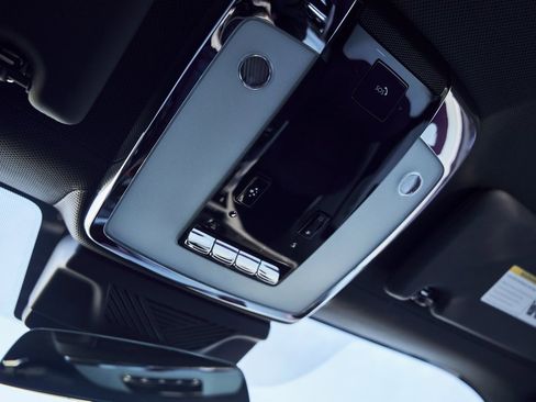 Used 2024 Rolls-Royce Spectre w/ Spectre Launch Package image 60