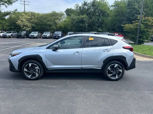 Used 2024 Subaru Crosstrek 2.5i Limited AWD/4WD image 8