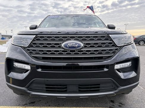 Used 2021 Ford Explorer XLT w/ Equipment Group 202A image 35