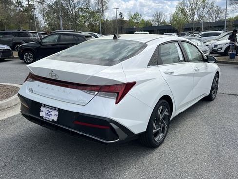 New 2026 Hyundai Elantra Limited w/ Cargo Package image 7