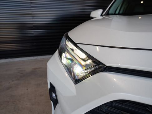 Used 2022 Toyota RAV4 XLE Premium FWD image 13