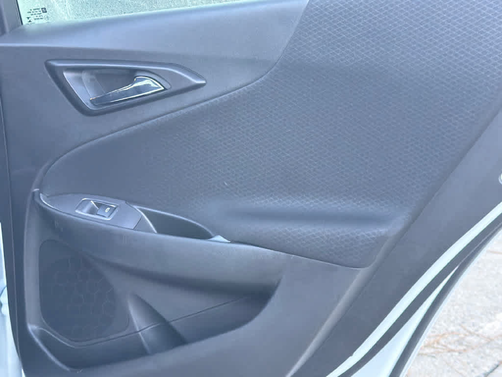 Used 2023 Chevrolet Malibu LT FWD image 17