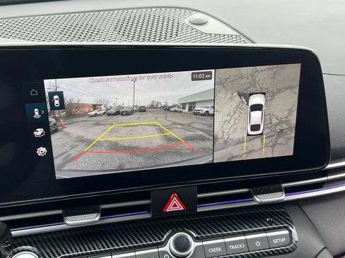 Used 2024 Hyundai Elantra Limited image 33