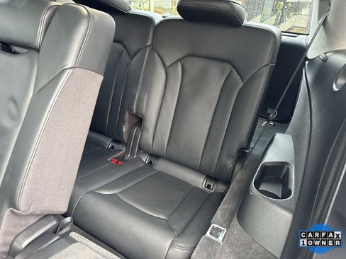 Used 2021 Audi Q7 3.0T Prestige w/ Prestige Package image 40