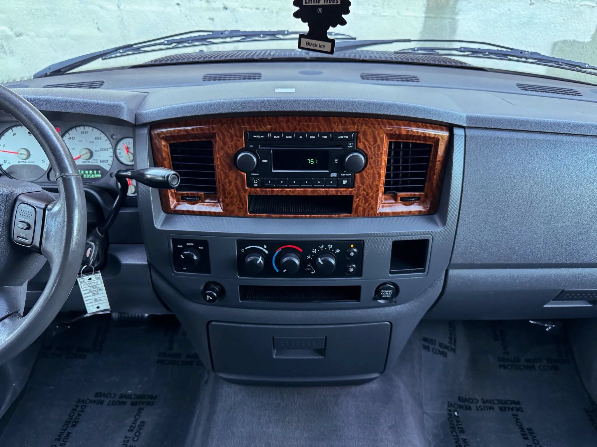 Used 2006 Dodge Ram 2500 Truck SLT AWD/4WD image 29