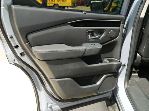 New 2026 Honda Pilot EX-L image 17