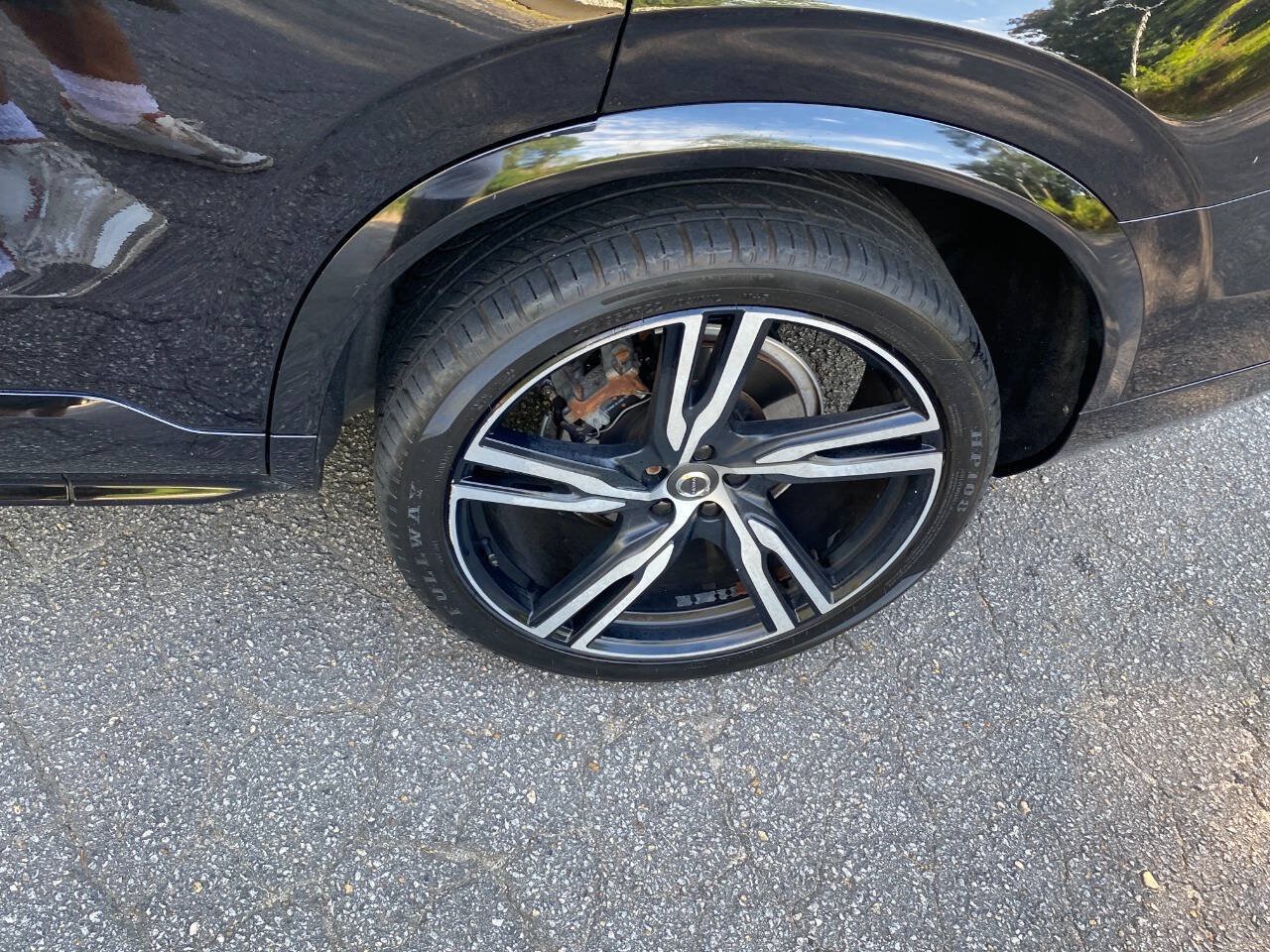 Used 2019 Volvo XC90 T5 R-Design w/ Protection Package Premier FWD image 10