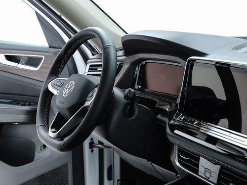 New 2026 Volkswagen Atlas SEL image 35