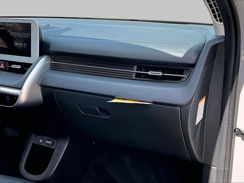 Certified 2023 Hyundai Ioniq 5 SEL AWD/4WD image 17