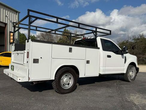 Used 2019 Ford F250 XL w/ Power Equipment Group image 2