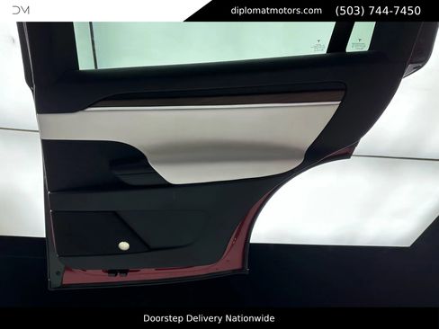 Used 2023 Tesla Model X image 27