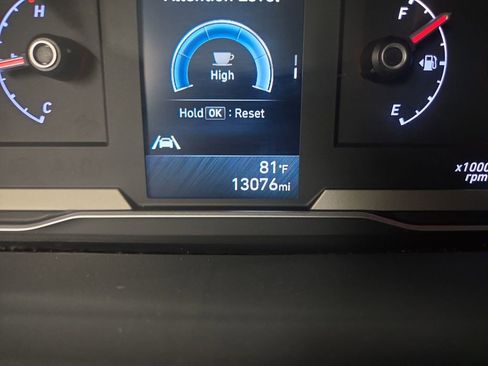 Used 2024 Hyundai Santa Cruz SEL AWD/4WD image 22