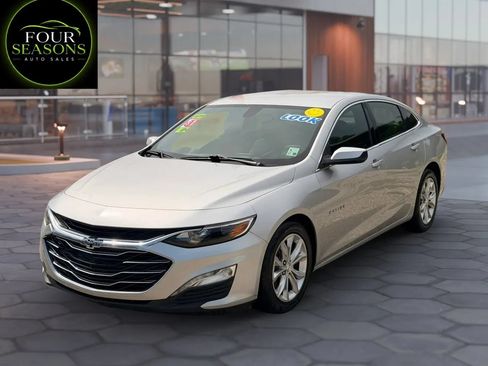 Used 2020 Chevrolet Malibu LT FWD image 1