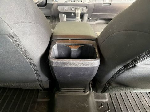 Used 2022 Toyota Tacoma TRD Sport RWD image 18