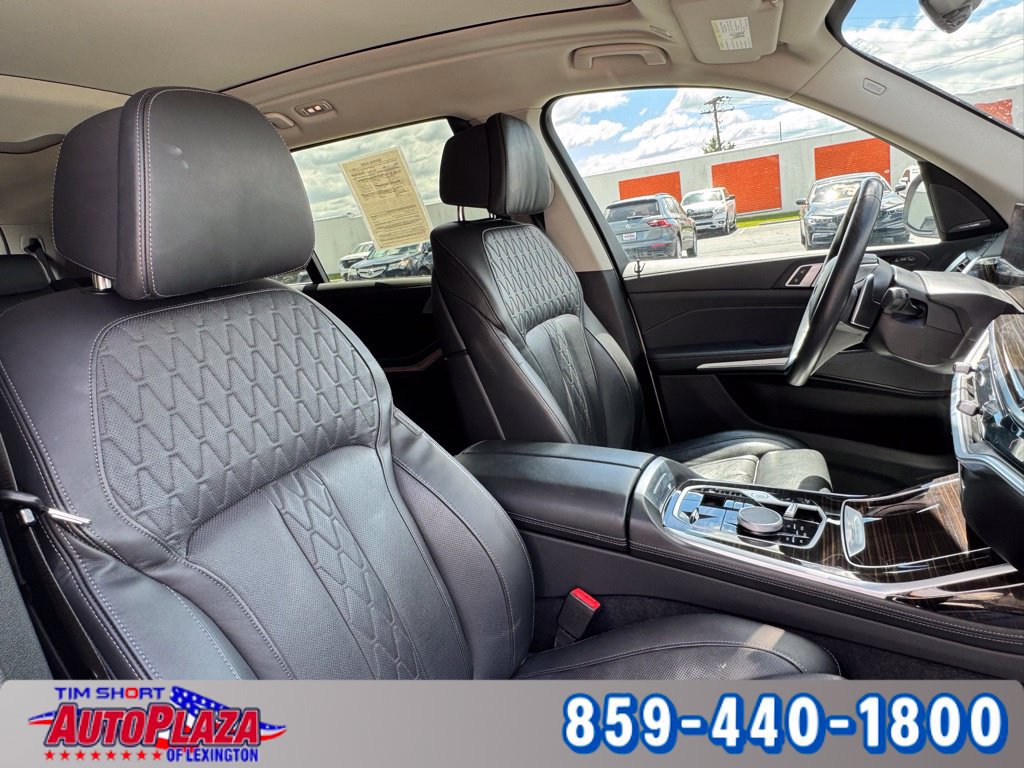 Used 2025 BMW X7 xDrive40i AWD/4WD image 63