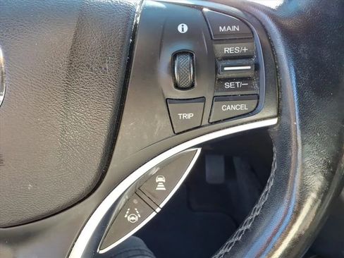 Used 2017 Acura MDX SH-AWD image 18
