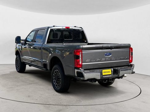 Used 2023 Ford F350 Lariat w/ Lariat Ultimate Package AWD/4WD image 7