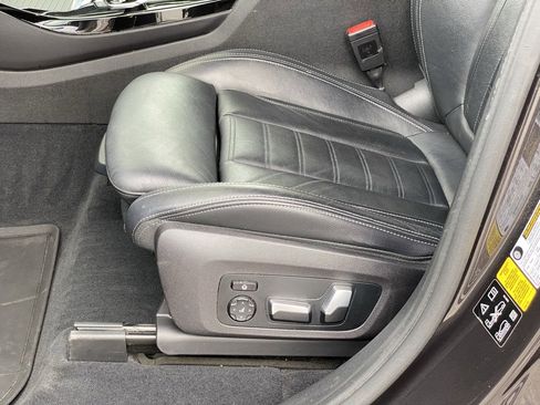 Used 2019 BMW X3 xDrive30i w/ Premium Package image 11