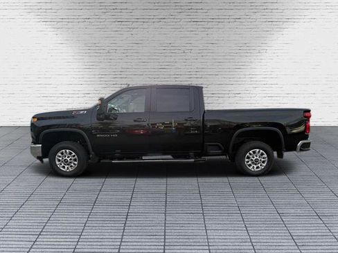 Used 2025 Chevrolet Silverado 2500 LT w/ All Star Edition image 2