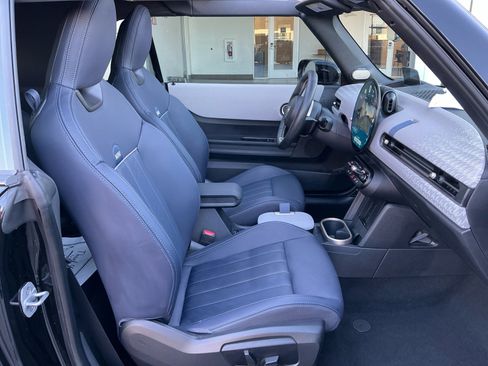 Used 2025 MINI Cooper S image 19