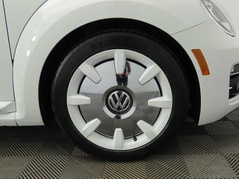 Used 2019 Volkswagen Beetle 2.0T Final Edition SEL image 33