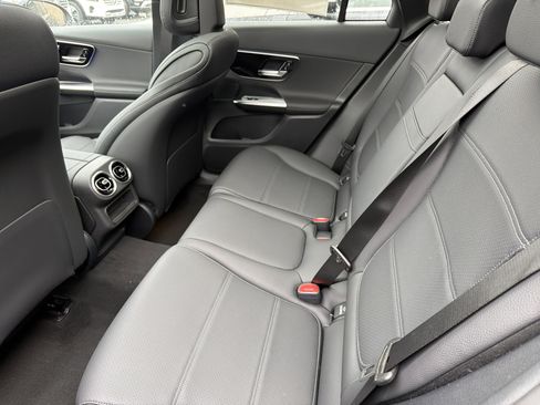 New 2026 Mercedes-Benz GLC 300 4MATIC image 23