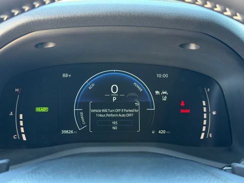 Used 2025 Toyota Camry SE w/ Convenience Package FWD image 14