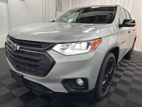 Used 2021 Chevrolet Traverse Premier w/ Redline Edition image 4