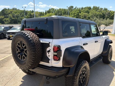 Used 2023 Ford Bronco Raptor AWD/4WD image 11