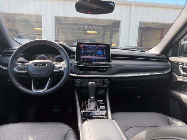Used 2022 Jeep Compass High Altitude AWD/4WD image 13