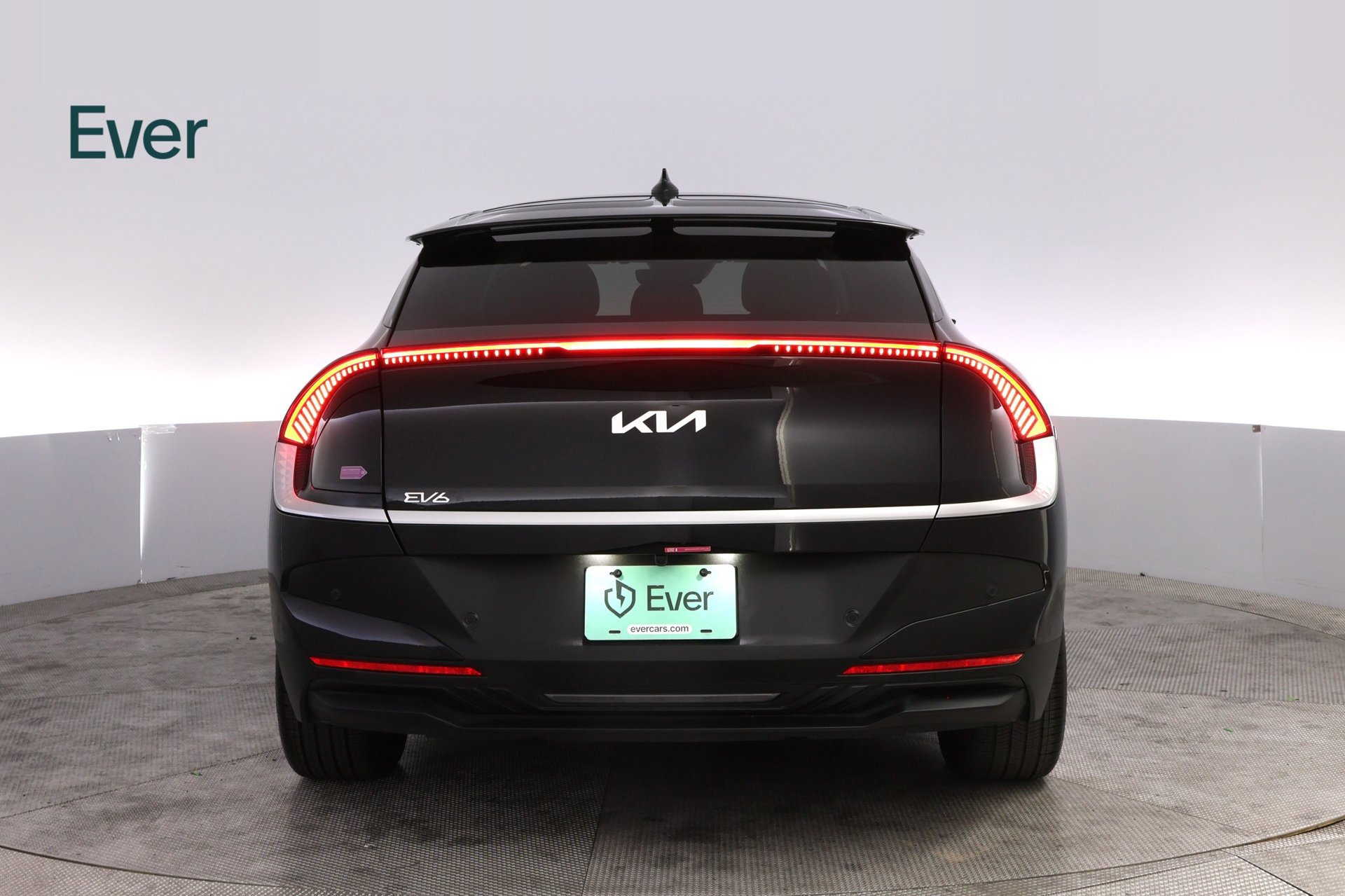 Used 2025 Kia EV6 Light w/ Light LR Technology Package RWD image 15